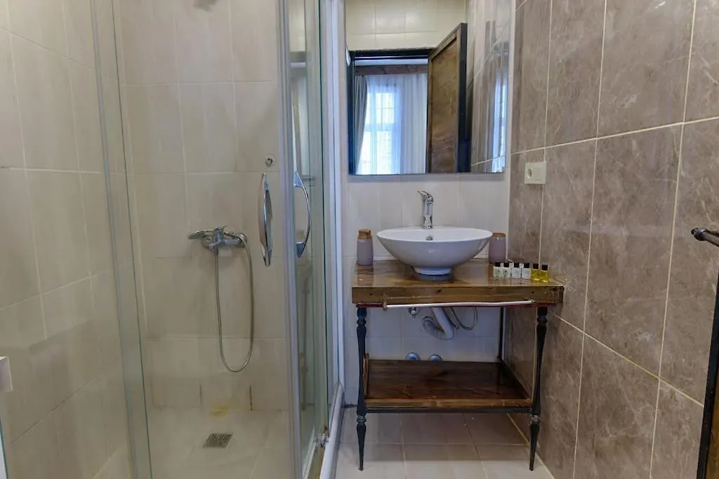 Azad Homes Tomtom Istanbul Apartment